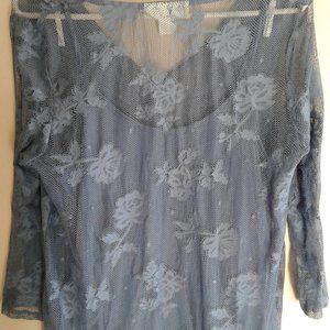 Beautiful Top From    Skys The Limit, Broadway New York,   Size Medium